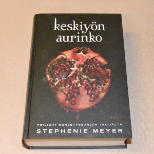Stephanie Meyer Keskiyön aurinko