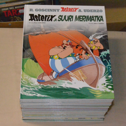 Asterix -paketti kovakantiset 22 kpl