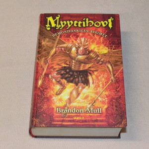 Brandon Mull Myyttihovi 5 Demonivankilan avaimet