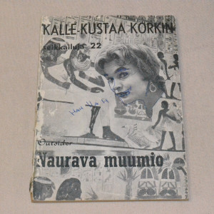 Kalle-Kustaa Korkki 22 Naurava muumio