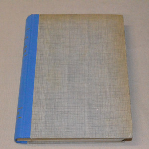 E. Ilmari Juutilainen Punalentäjien kiusana