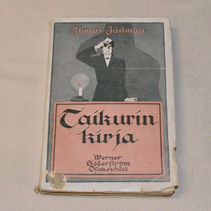 Ilmari Jäämaa Taikurin kirja
