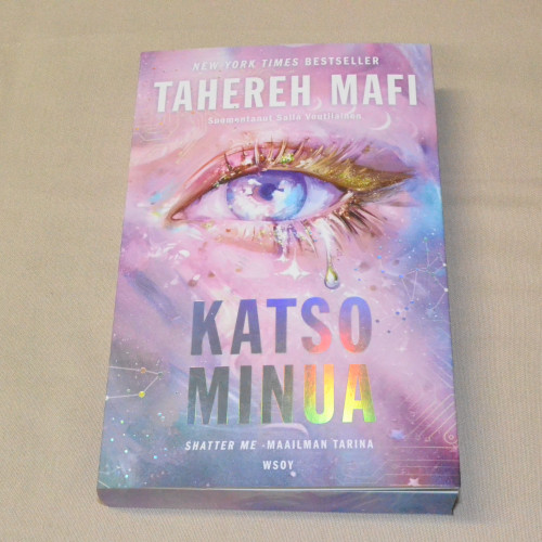 Tahereh Mafi Katso minua