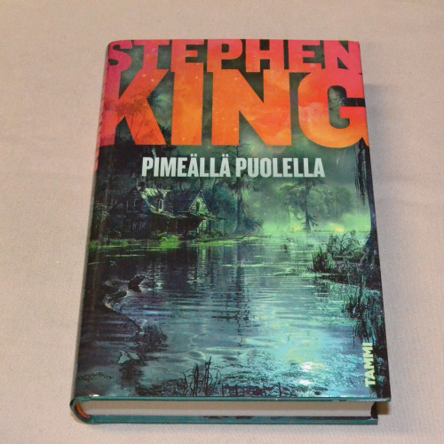 Stephen King Pimeällä puolella