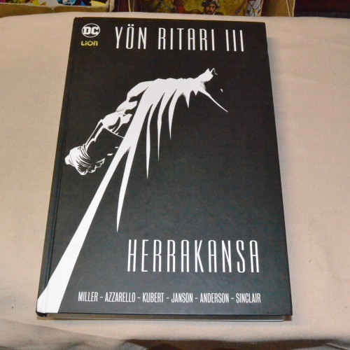 Batman Yön ritari III Herrakansa