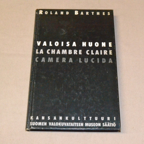 Roland Barthes Valoisa huone