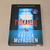 Freida McFadden Työkaveri