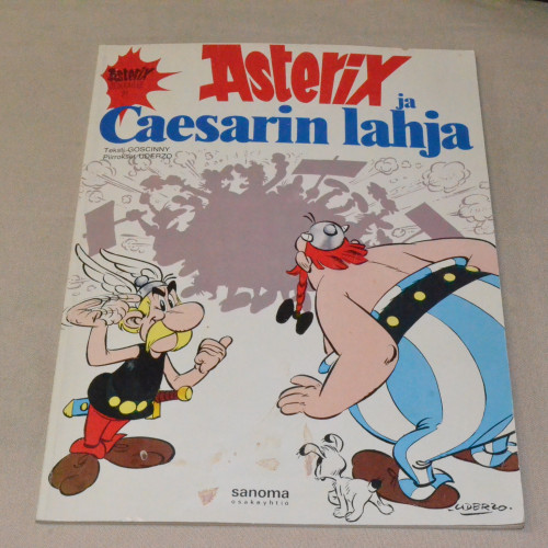 Asterix ja Caesarin lahja