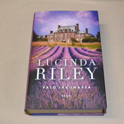 Lucinda Riley Valo ikkunassa