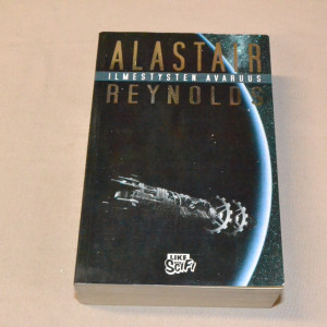 Alastair Reynolds Ilmestysten avaruus