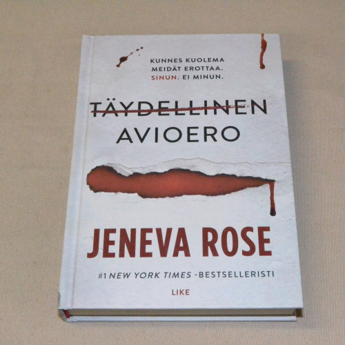 Jeneva Rose Täydellinen avioero
