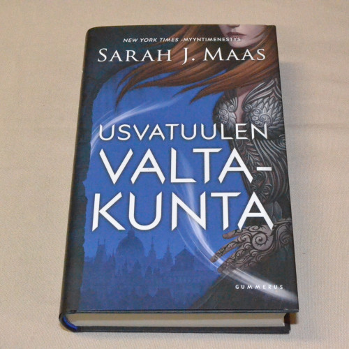 Sarah J. Maas Usvatuulen valtakunta
