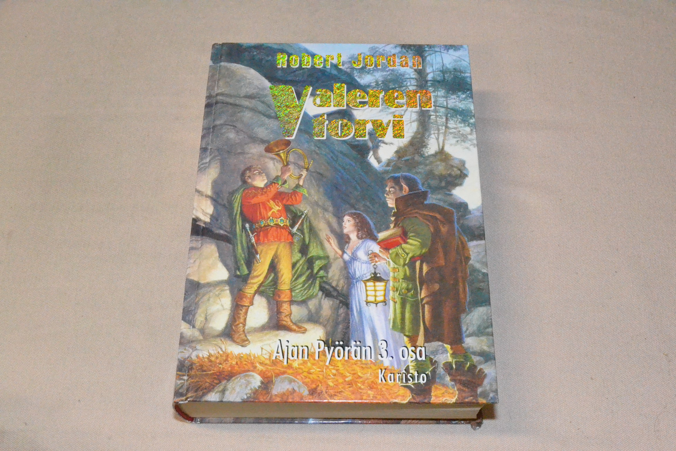 Robert Jordan Valeren torvi (Ajan Pyörä 3. osa)
